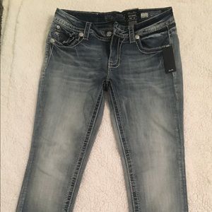 NWT Miss Me | Easy Skinny Jeans | Size 27